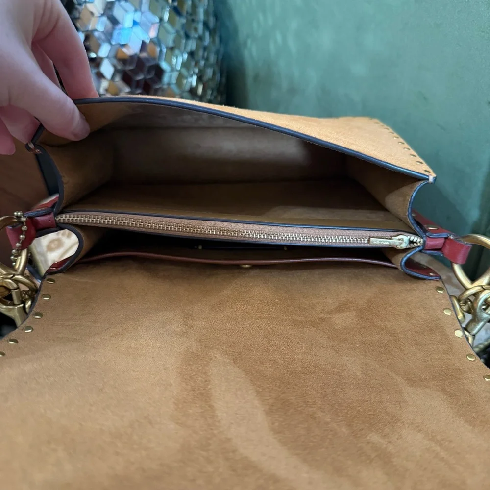 COACH Color block Beat Bag - Picture 9 of 15